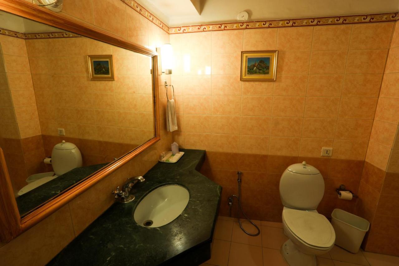 Classic Residency Haridwar Bagian luar foto